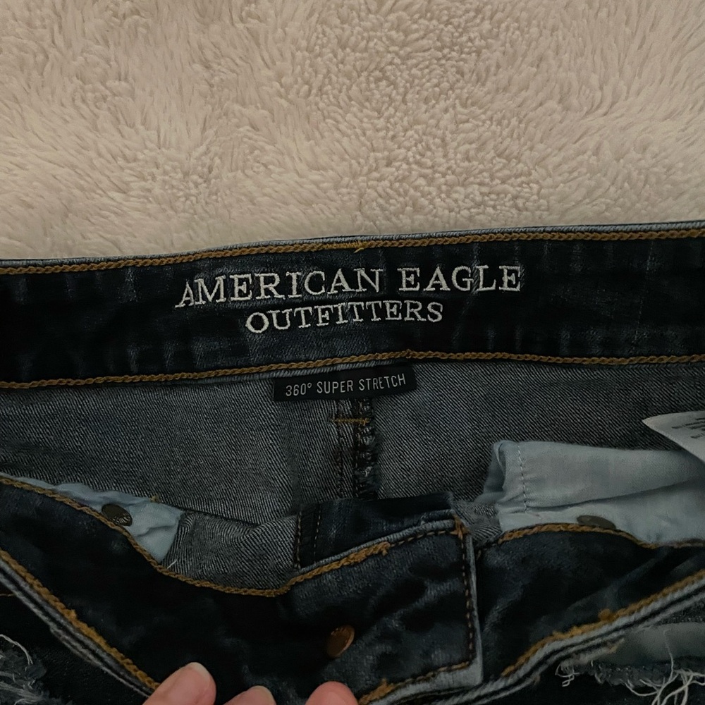 American Eagle Ripped Denim Shorts - Picture 3 of 5